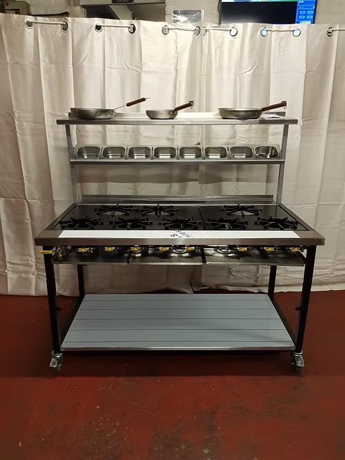 8 burner commercial kitchen Gas Cooker - Indian or Thai Restaurant cooking gas range