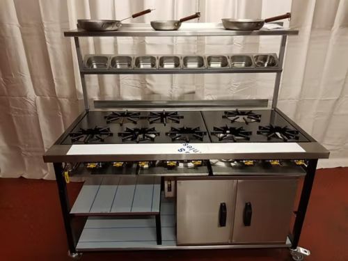 8 Burner commercial Gas cooker - Indian or Thai Restaurant Gas cooking range