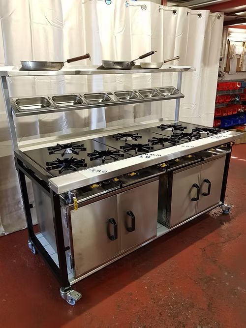 9 burner Commercial Gas cooker - two slow oven